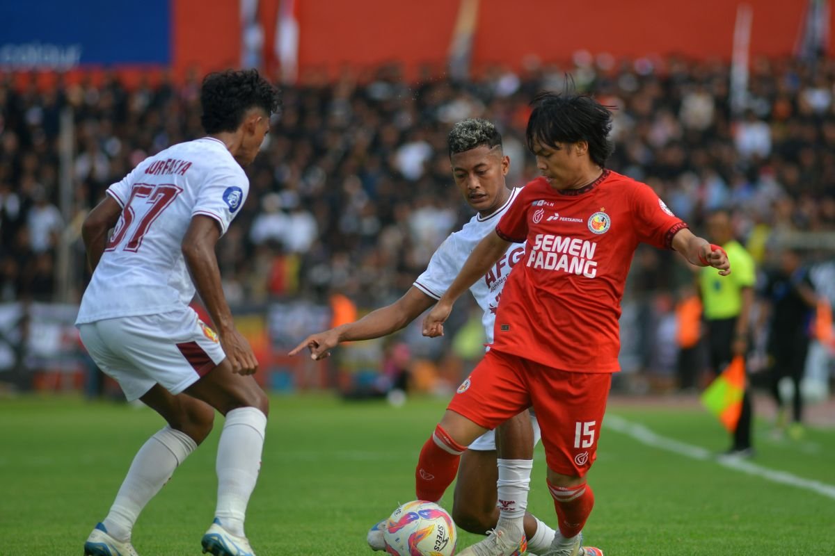 Semen Padang Tertahan Imbang Persik 1-1: Kesulitan dalam Merebut Kemenangan