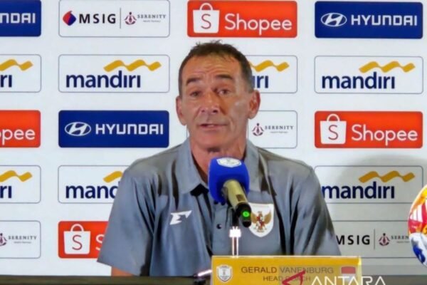 Vanenburg Sebut 11 Pemain Timnas yang Layak Dinobatkan Sebagai Man of the Match