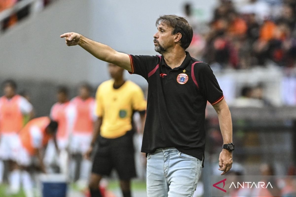 Souza dan Cardoso Menyesalkan Laga Melawan Dewa Tanpa Kehadiran Penonton