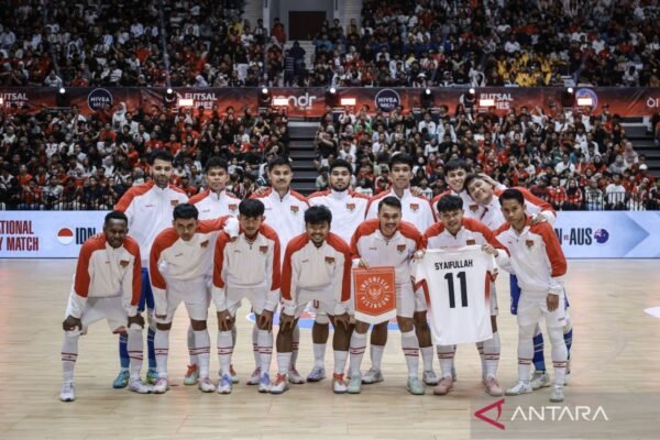 Berikut beberapa alternatif judul untuk berita tersebut:

1. 20 Pemain Futsal Dipilih untuk Konsolidasi Pelatnas SEA Games 2025
2. Tim Futsal: 20 Pemain Siap Jalani Pelatnas Menuju SEA Games 2025
3. 20 Atlet Futsal Terpilih untuk Persiapan Pelatnas SEA Games 2025
4. Pemanggilan 20 Pemain Futsal untuk Pelatnas SEA Games 2025
5. 20 Pemain Futsal Terpilih Jalani Pelatnas Menyongsong SEA Games 2025
6. Program Pelatnas: 20 Pemain Futsal Dipanggil untuk SEA Games 2025
7. 20 Pemain Futsal Dikerahkan untuk Pelatnas SEA Games 2025
8. SEA Games 2025: 20 Pemain Futsal Siap Menghadapi Pelatnas
9. Pelatnas SEA Games 2025: 20 Pemain Futsal Dipastikan Bergabung
10. Persiapan SEA Games 2025: 20 Pemain Futsal Dipanggil Masuk Pelatnas

Silakan pilih atau modifikasi judul yang sesuai!